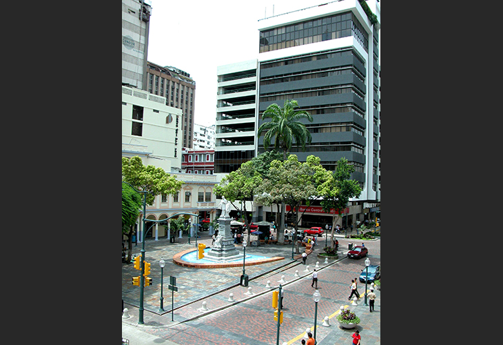 Plaza La Merced de Guayaquil - Douglas Dreher Arquitectos - Guayaquil